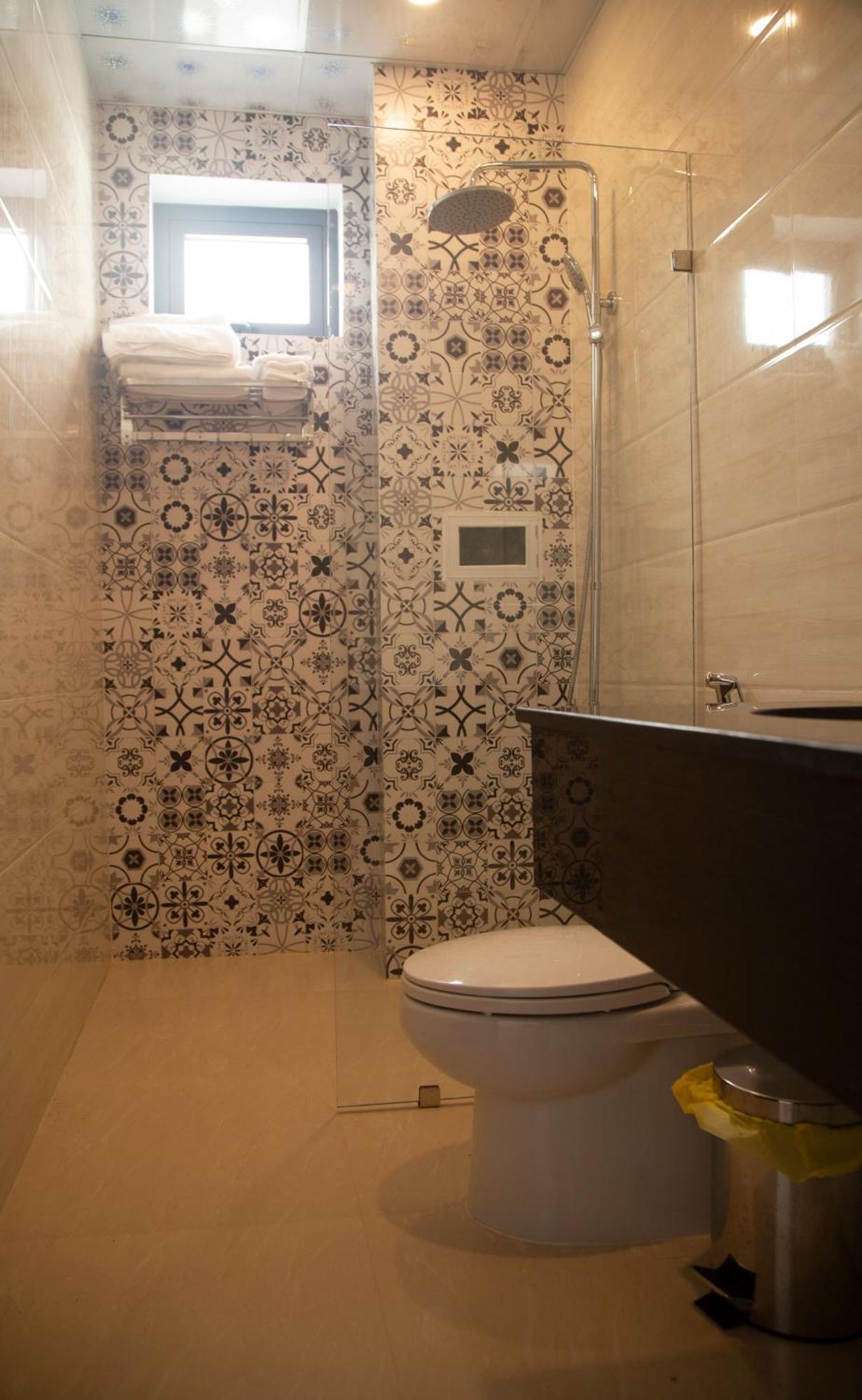 Baka Hotel - Khach San توي هوا المظهر الخارجي الصورة