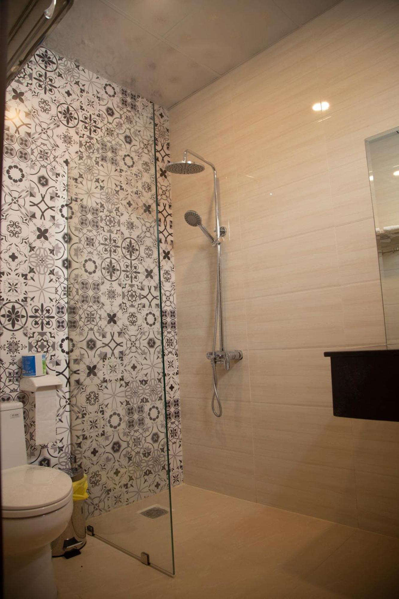 Baka Hotel - Khach San توي هوا المظهر الخارجي الصورة